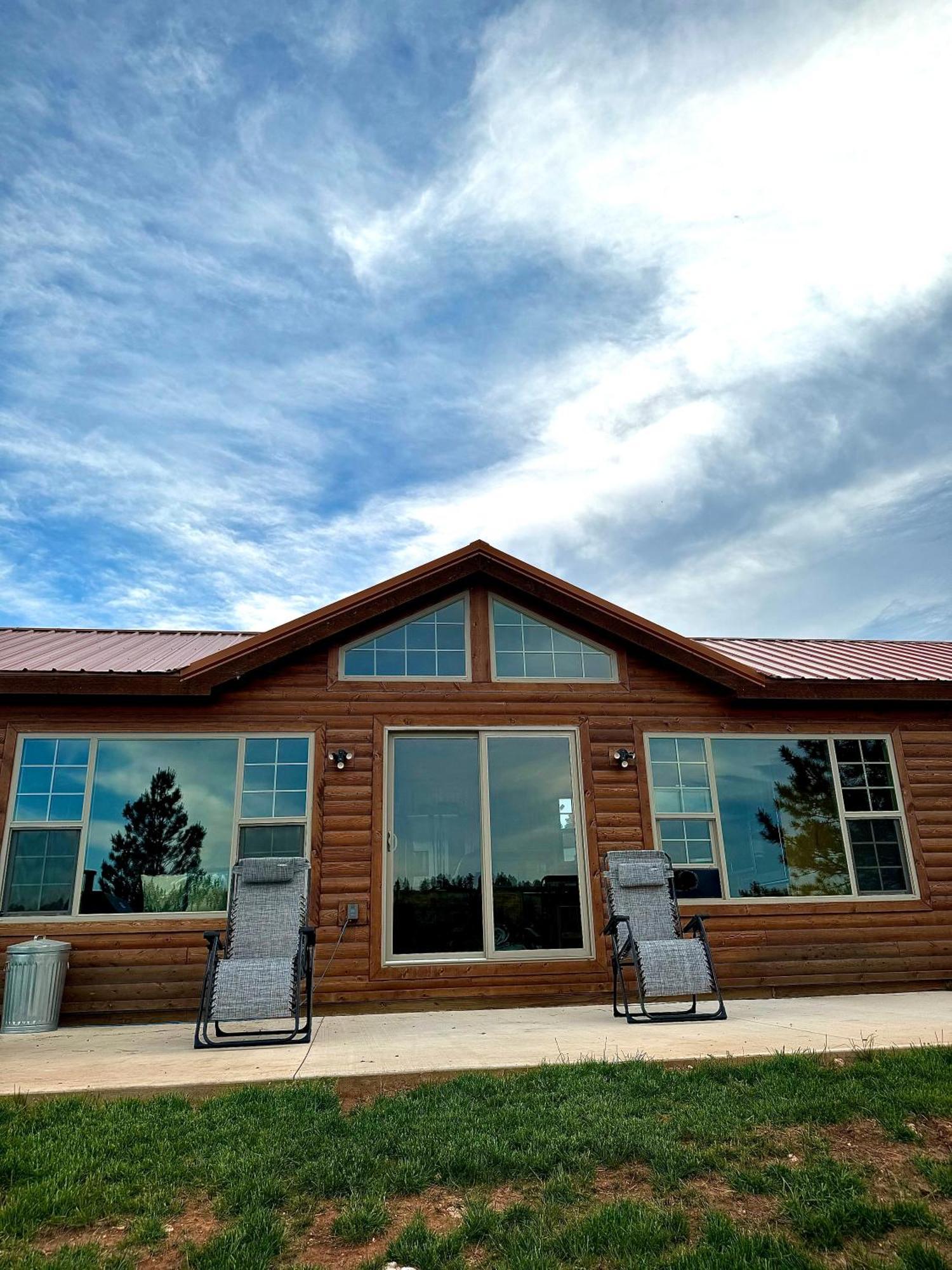 The Lodge At Devils Tower Eksteriør bilde